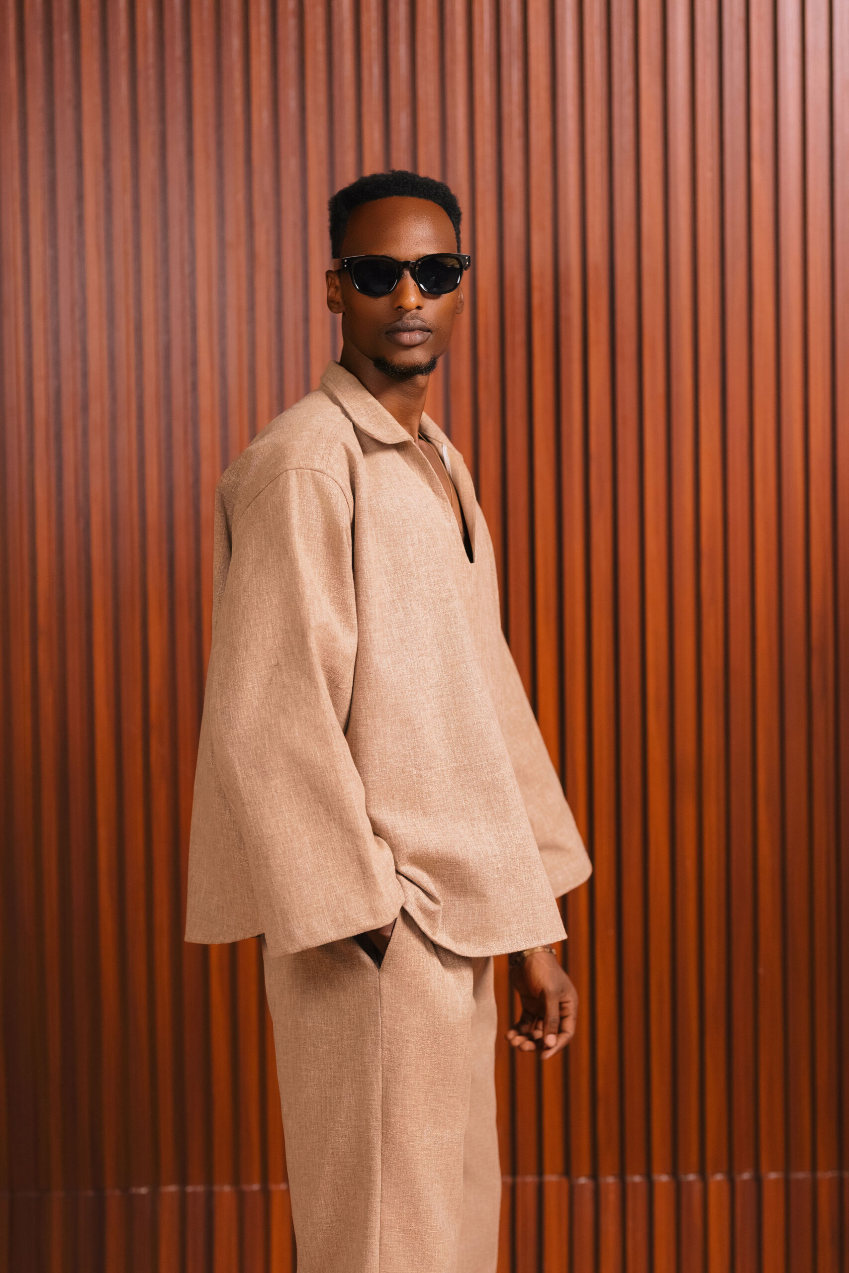 Caramel Linen Relaxed Fit Set - Image 3