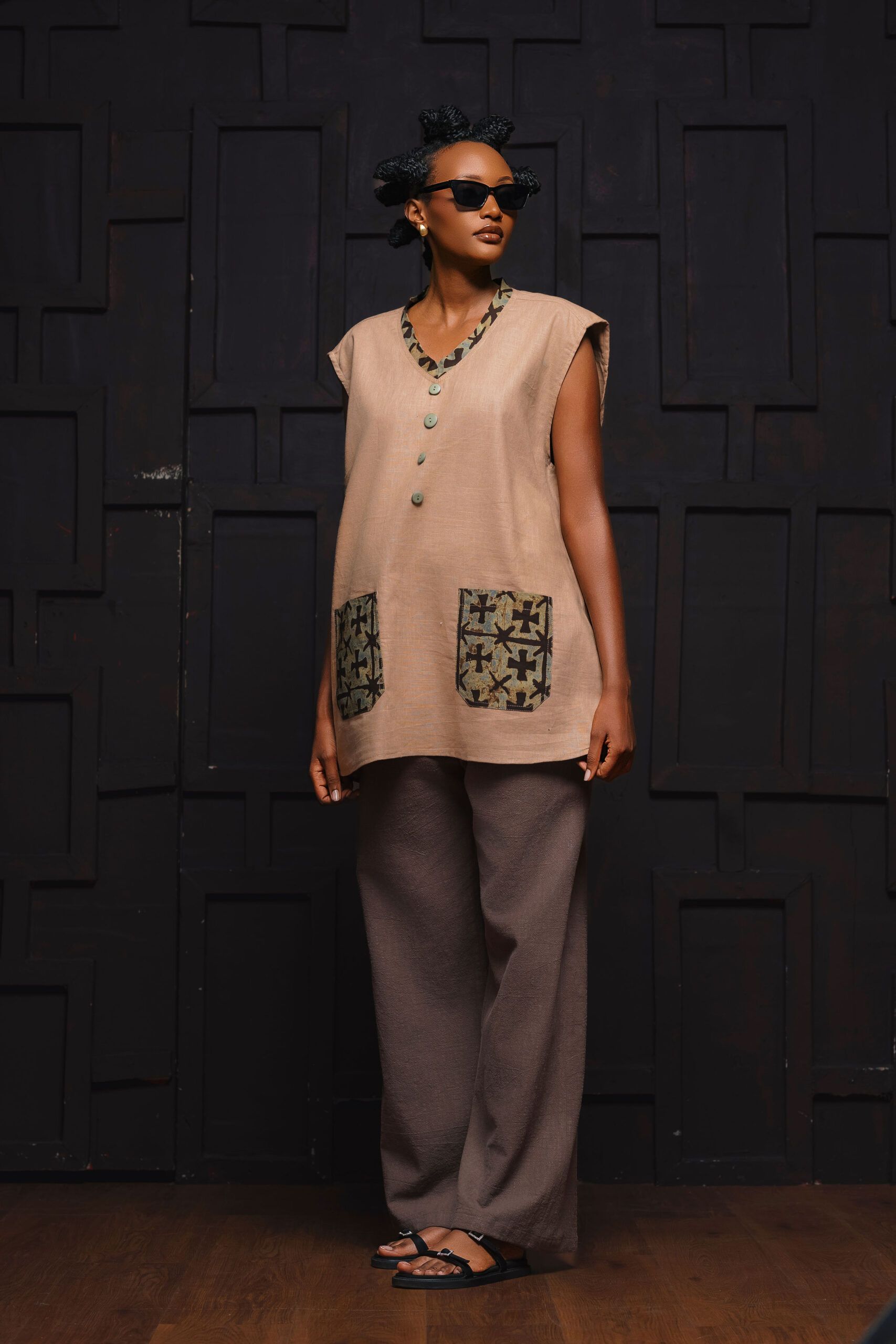 Tan Linen Summer Vest (full outfit) - Image 3